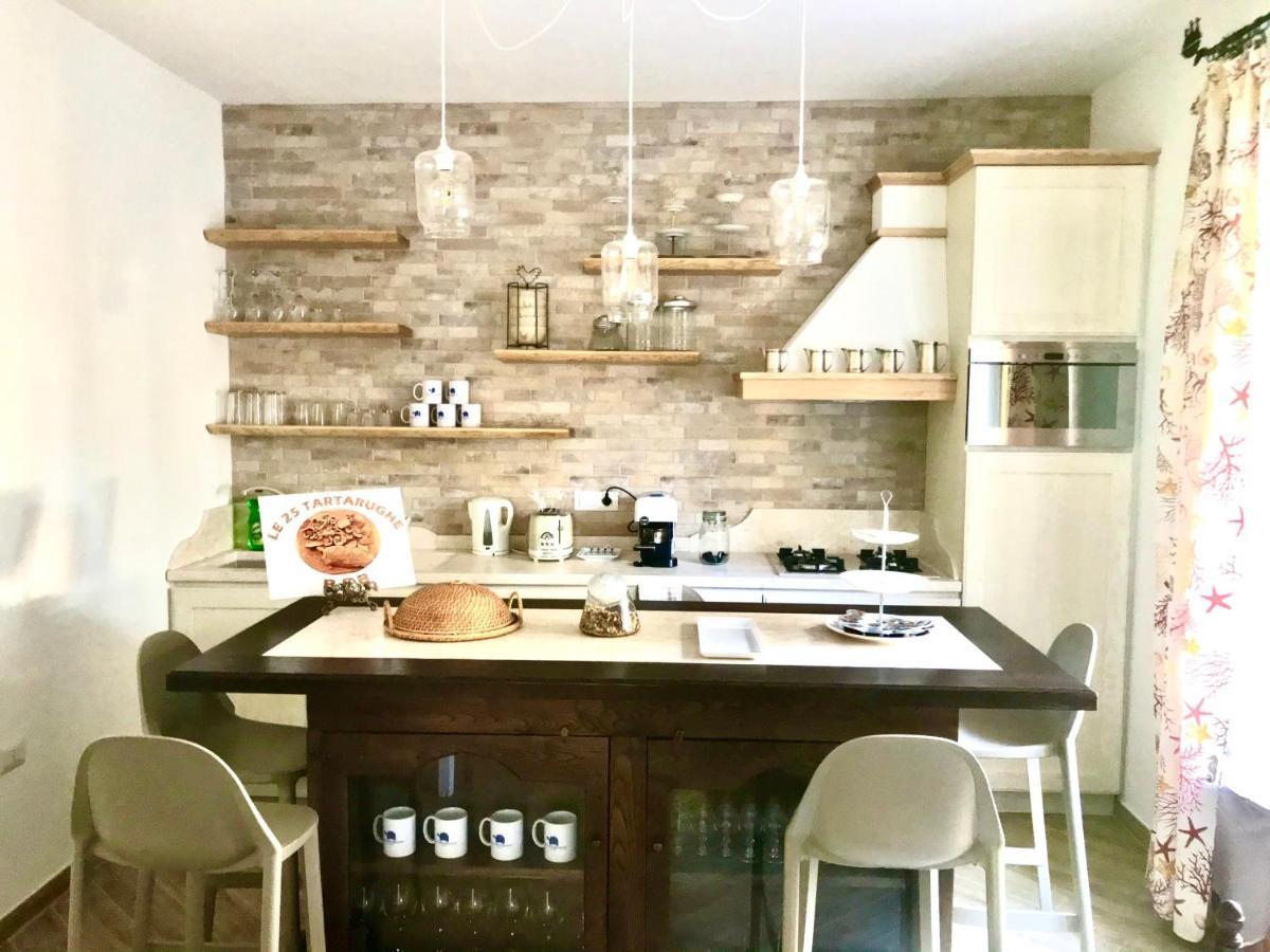 Le 25 Tartarughe Bed & Breakfast Santa Teresa Gallura Ngoại thất bức ảnh