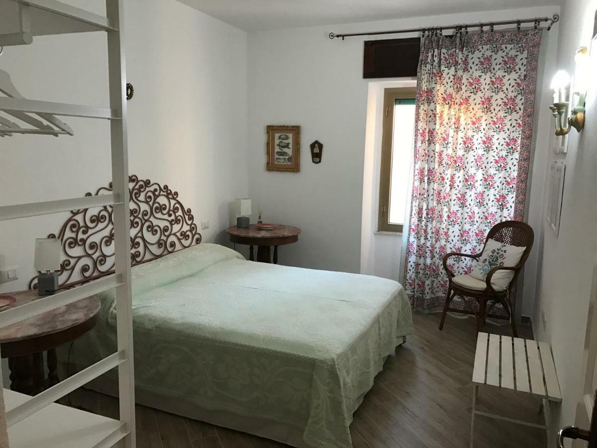 Le 25 Tartarughe Bed & Breakfast Santa Teresa Gallura Ngoại thất bức ảnh