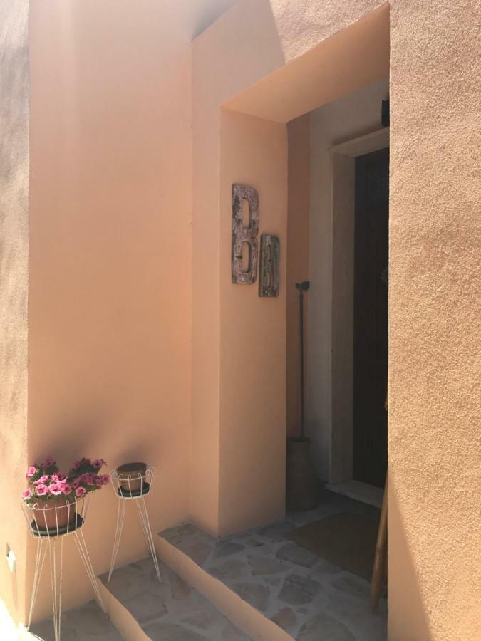 Le 25 Tartarughe Bed & Breakfast Santa Teresa Gallura Ngoại thất bức ảnh